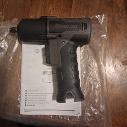 Snap On 3/8 14.4 Battery Operated Mini Impact Gun