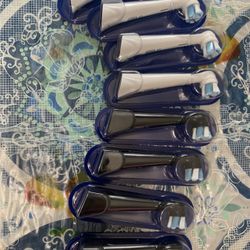 Oral-B IO Deep Clean Replacement Toothbrush Heads 8 Count 