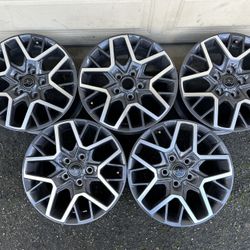 2024 Jeep Wrangler OEM 18” 5 Rims Wheels Gladiator Rubicon JL JK