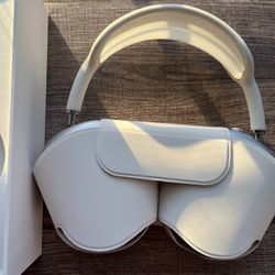 AirPods Max Starlight