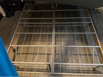 Queen size bed set