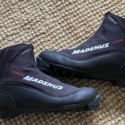 Madshus Classic Boots Size US 4.5