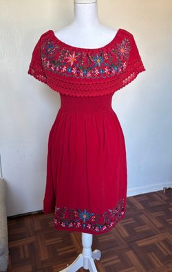 Vintage Women’s red multicolor flower embroidered size large