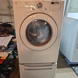 LG Electric Dryer 