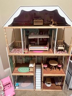 Doll house