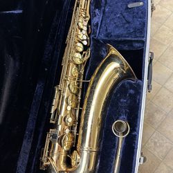 Beautiful CONN TENOR Saxophone with New Box of Reeds $950 Firm