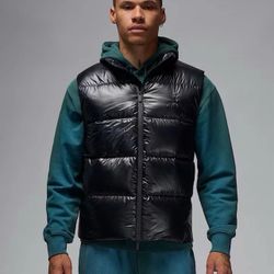 Nike Air Jordan Flight Down Fill Puffer Vest $165 NWT Black FV7273-010 Medium