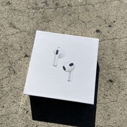 AirPods 3rd Generation 