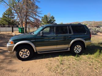 2000 Mitsubishi Montero Sport