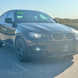 2011 BMW X6 xDrive35i – AWD Luxury Sport Utility – $11,995