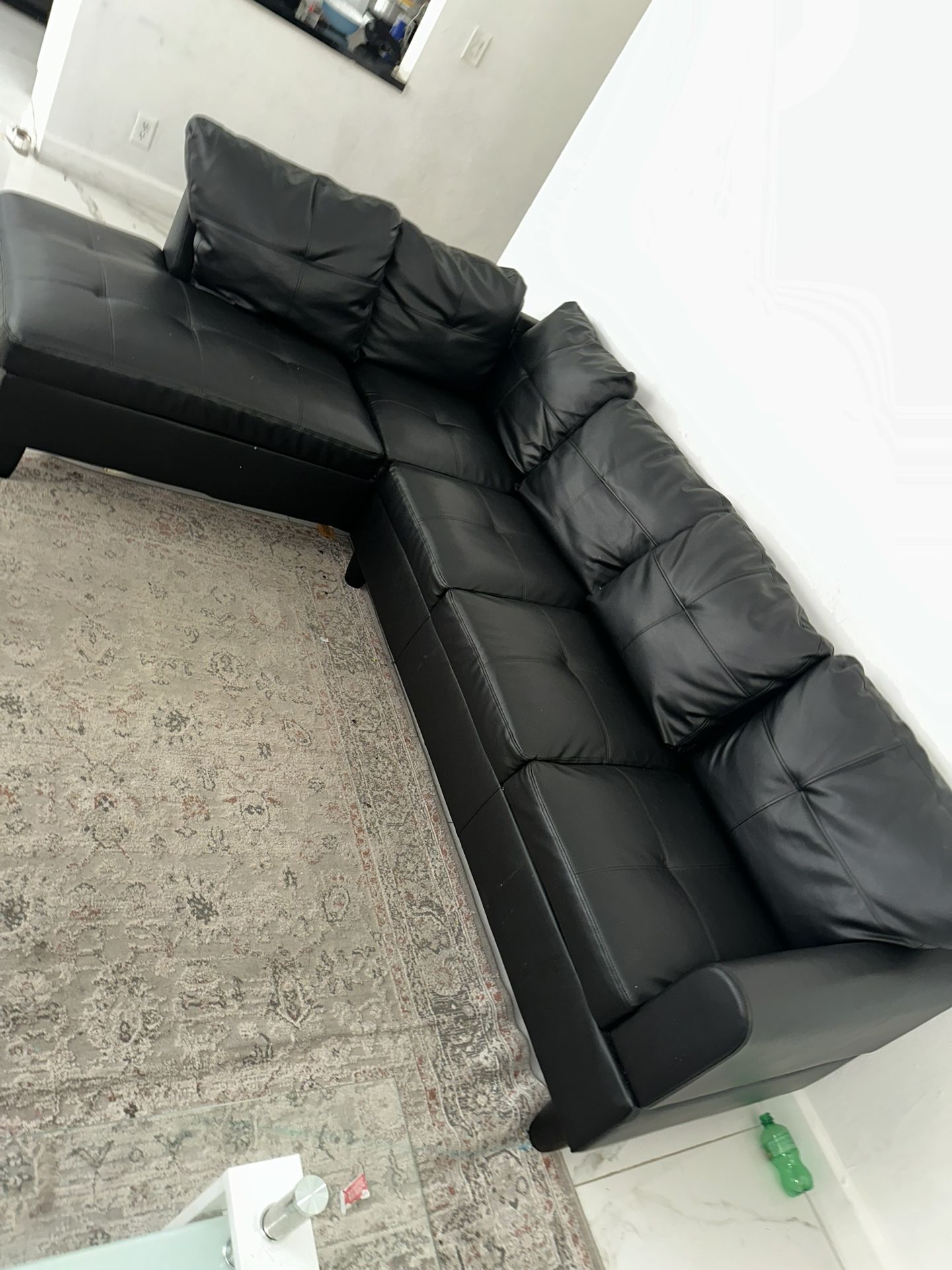 Couch set