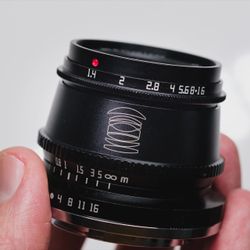 TTArtisan F1.4 35mm Manual Lens