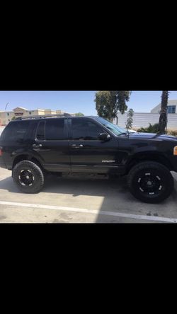 2005 Ford Explorer