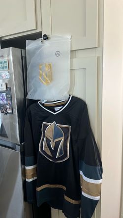 Golden Knights 2xl V-neck sweat shirt brand new in package