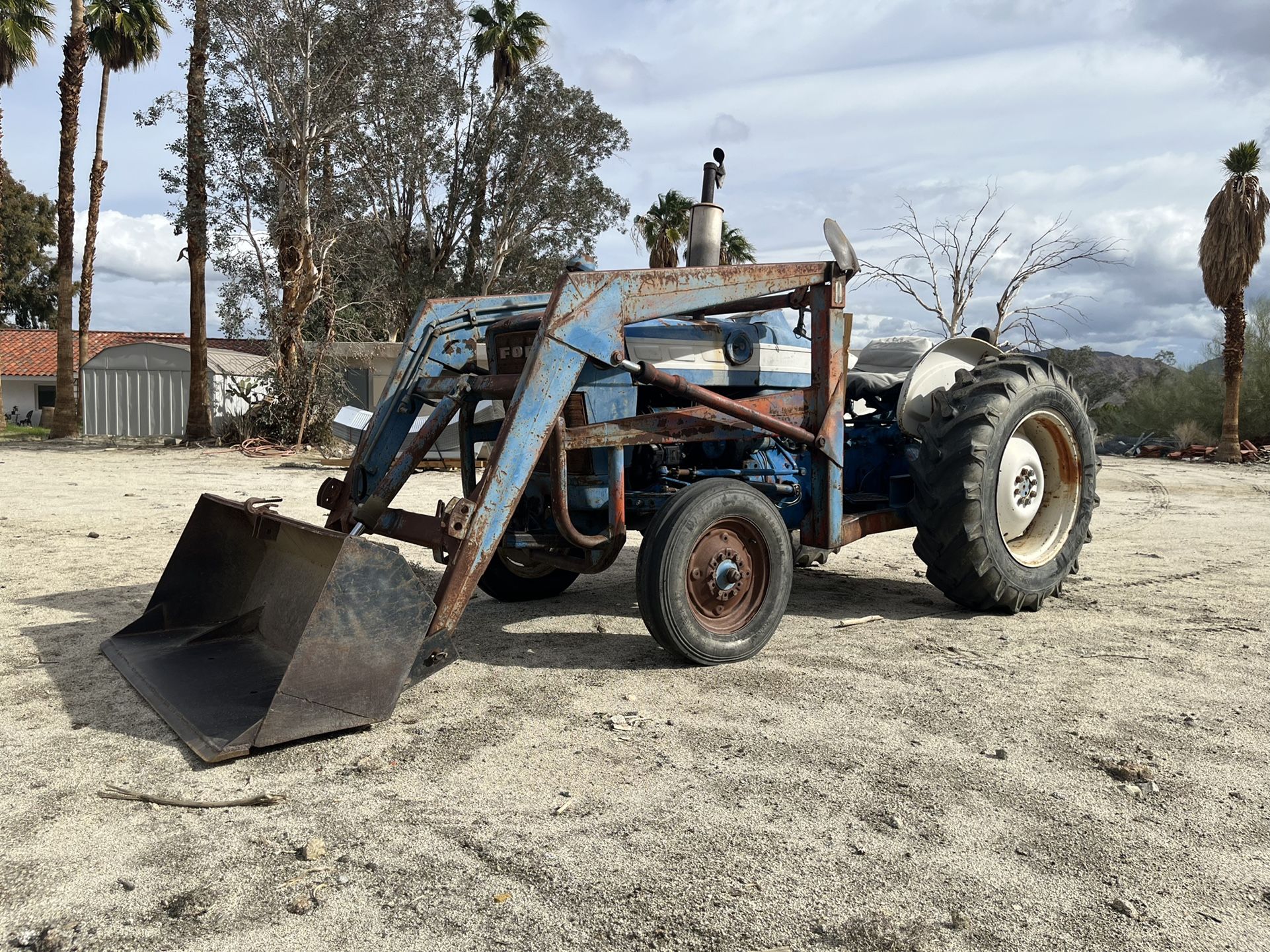1967 Ford 3000 Tractor With 701 Loader