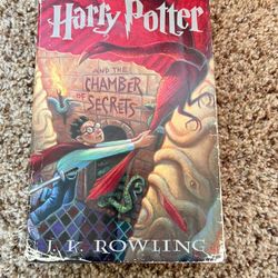 Harry Potter  AND THE CHAMBER OF SECRETS  LK ROWLING