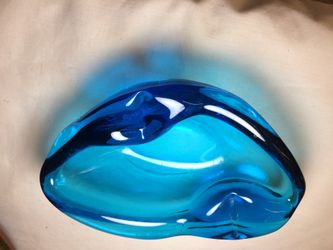 Beautiful vintage,blue glass home decore Can also be used as an ashtray