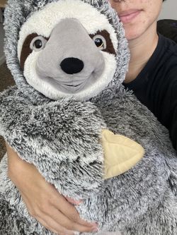 Giant Snuggle Sloth