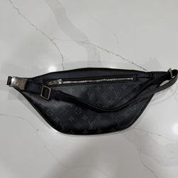 Louis Vuitton Discovery Bumbag PM Eclipse Monogram