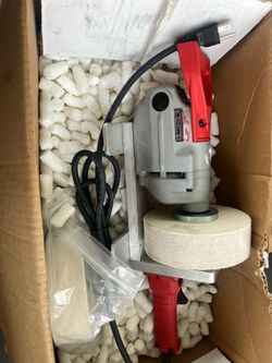 Milwaukee hole maker