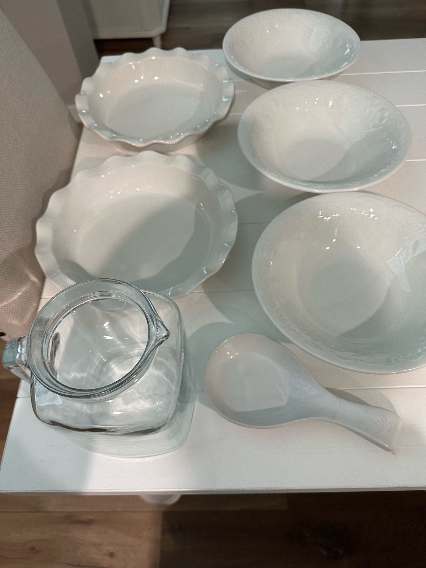 White dishes /bowls bundle
