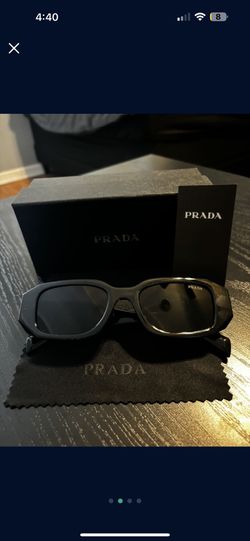Prada sunglasses with Box and Case (SEND BEST OFFER) for  display picture 1