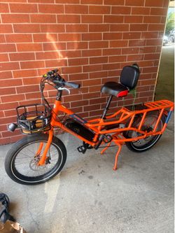 Rad wagon E-bike cargo bike