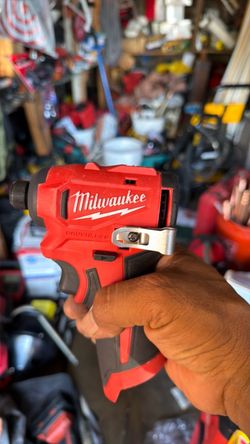 Impacto Milwaukee 12 volt