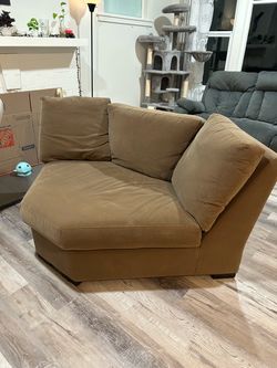 Crate & Barrel Seat