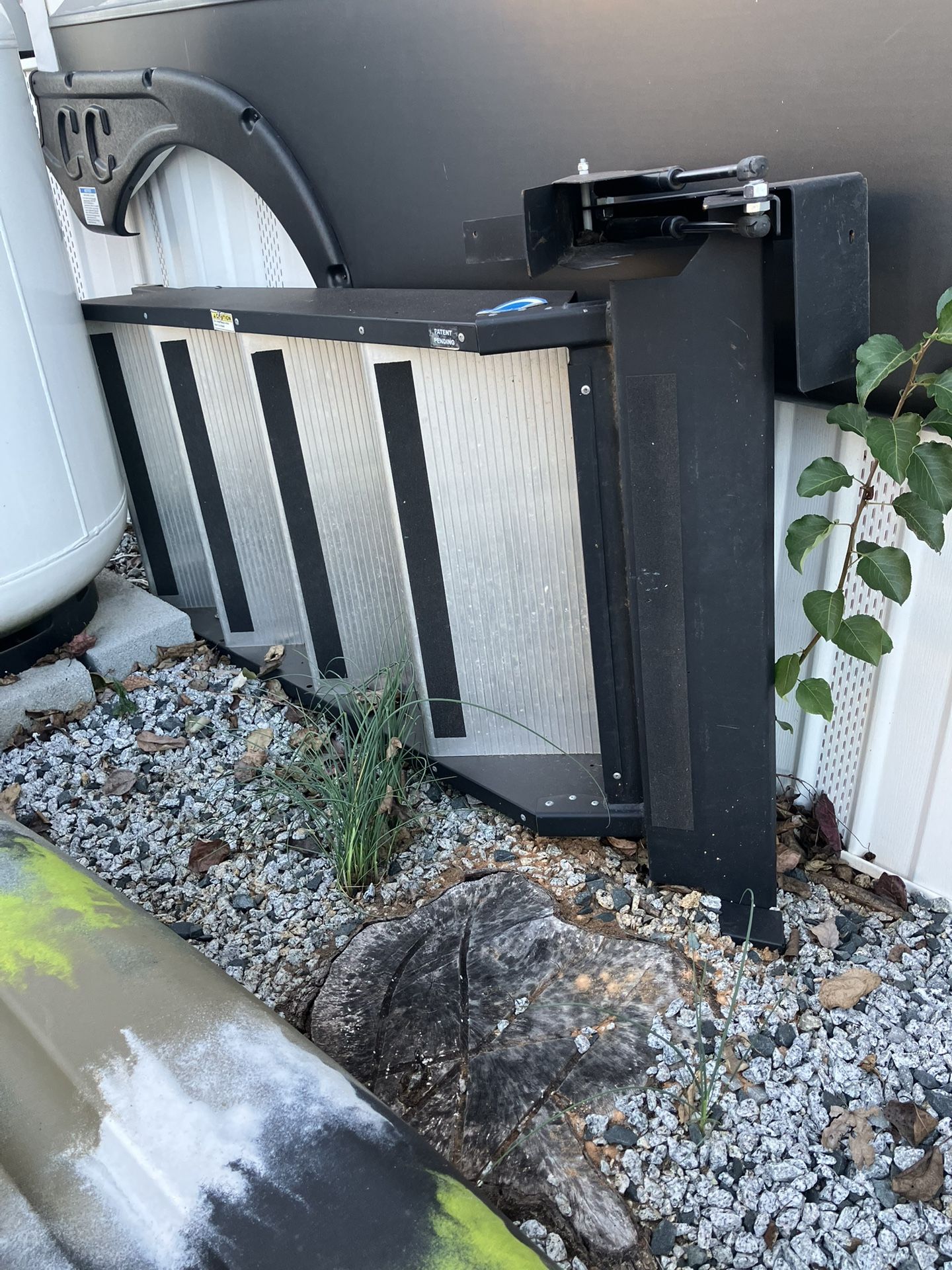 RV- Camper Steps