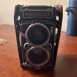 Vintage Rollieflex Camera 