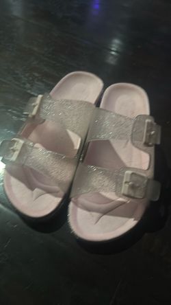 Girls sandals