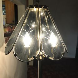 BEAUTIFUL VINTAGE LAMP! BRAND NEW! 