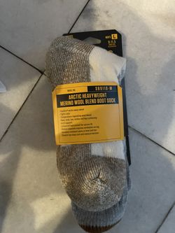 Carthartt Gloves And Socks 