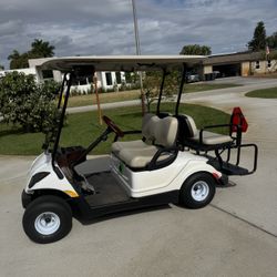 2009 4 Seat Yahama Golf Cart
