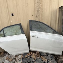 2014-2019 Cadillac CTS doors right passenger side. 400$ each. Se habla español. 