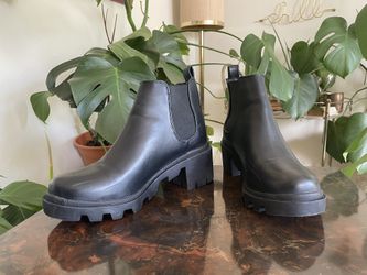 Steve Madden Hadlee Boots 