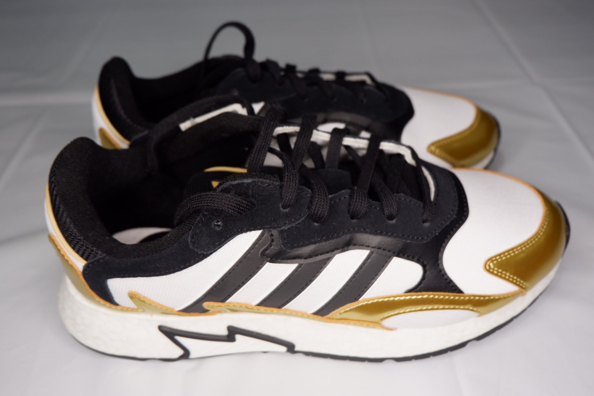 adidas gazelle silver green womens adidas Tresc Run Core Black