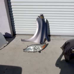 11 To 17 Fender Headlight  Front Bumper Toyota Sienna  Le Xle ( Oem)