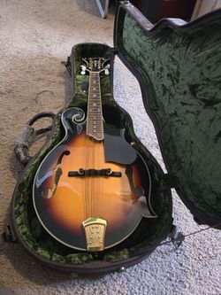 Washburn Mandolin Model #M3SWK