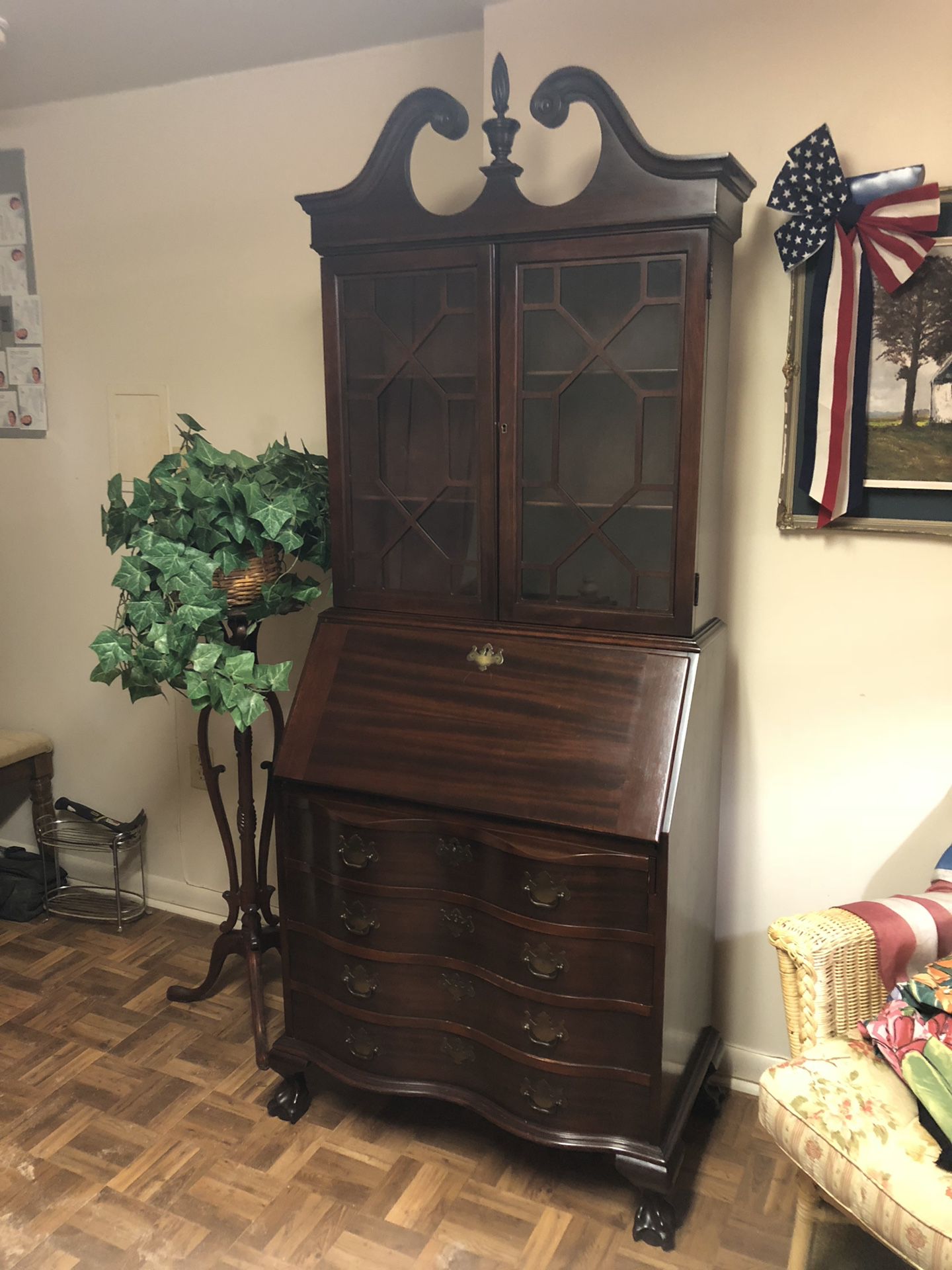 Priced down! Governor Winthrop Desk Secretary marked down