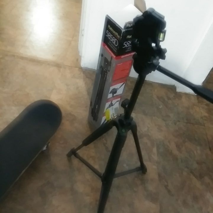Aluminum tripod limited lifetime warranty sunpak 5858d Platinum Plus 58 inch camera and camcorder tripod quick release plate leg bracelet flip lev