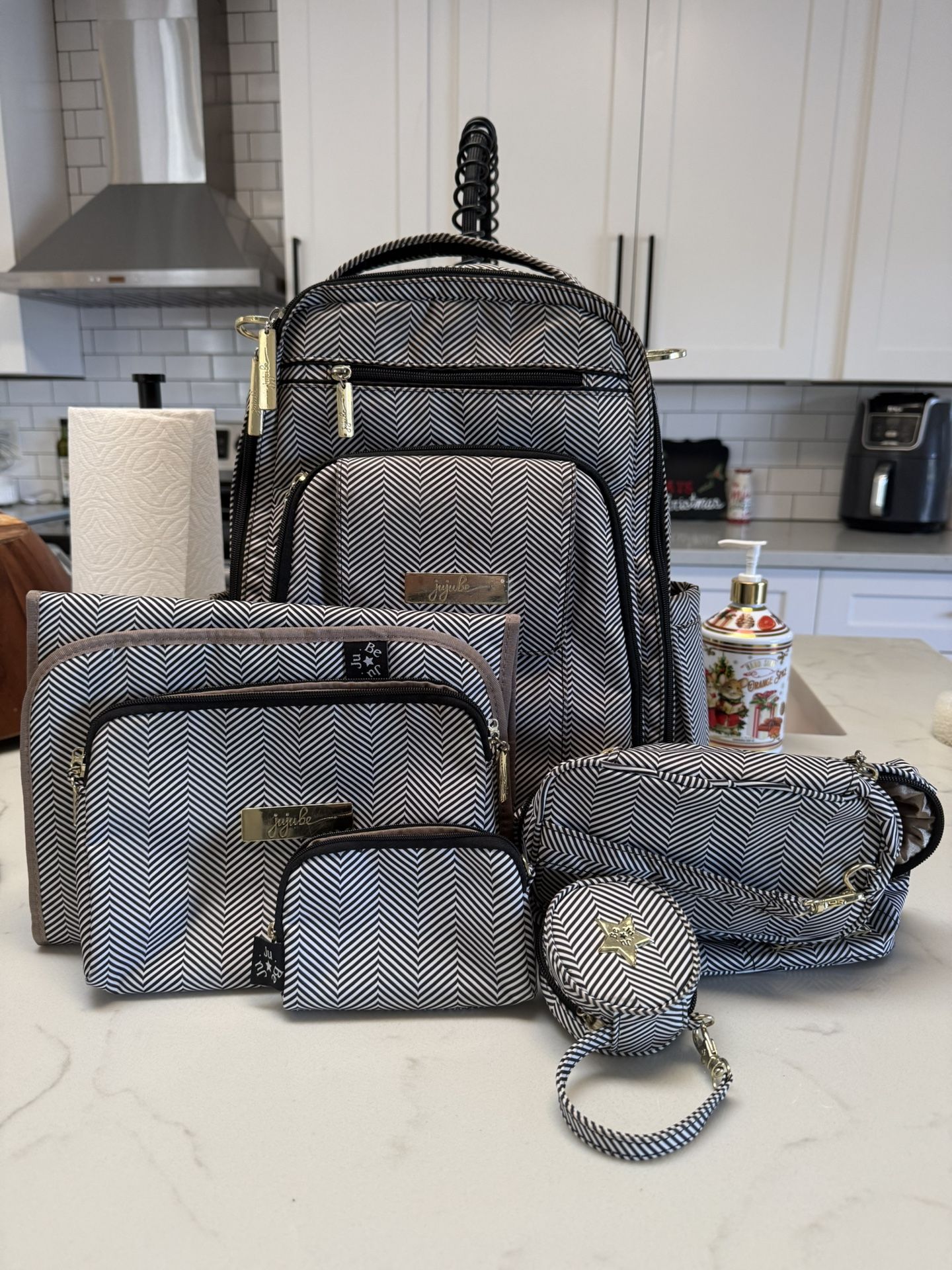 Diaper Bag And Accessories 