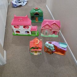 Toy Doll Houses