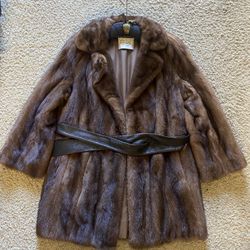 Gorgeous Vintage 70’s Leather and Mink Fur Jacket with Belt