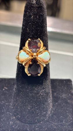 Birthstone ring