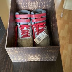 Alien Reebok BugStomper