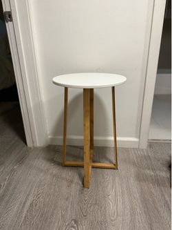 Side Table / Accent Table / Nightstand