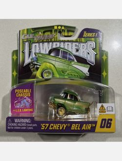 MGA Car Tuned Lowriders Series 1 ‘57 Chevy Bel Air #06 L.E.D. Lighting