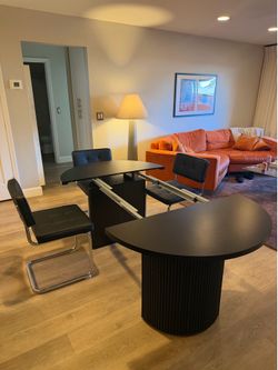 42-72” expandable dining table!